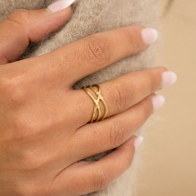 Ring - 3 intertwined rings