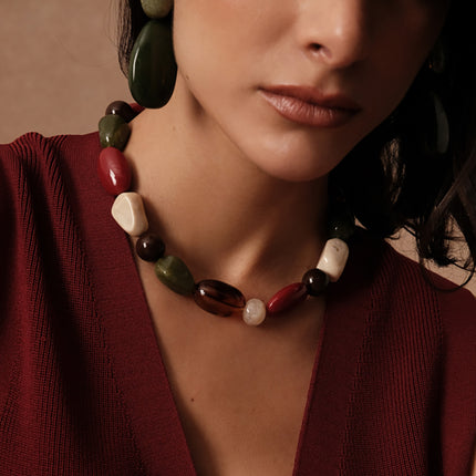 Collier Dorlane - sur cordon, perles en résine