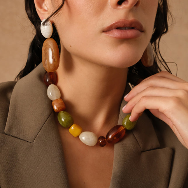 Azélia Necklace - on cord, resin beads