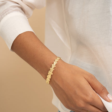 Ratchet bangle - floral pattern