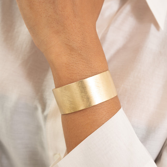 Cuff - brushed effect ring 25mm