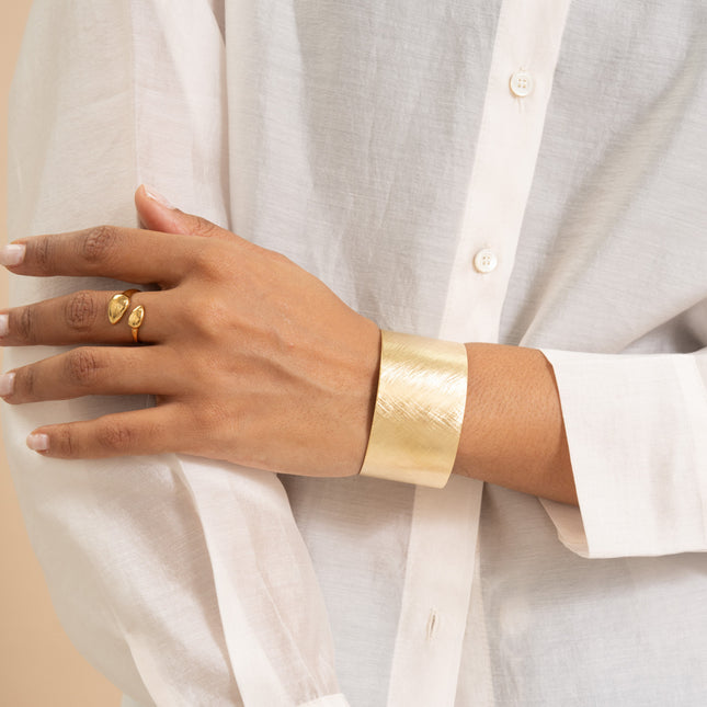 Cuff - brushed effect ring 35mm