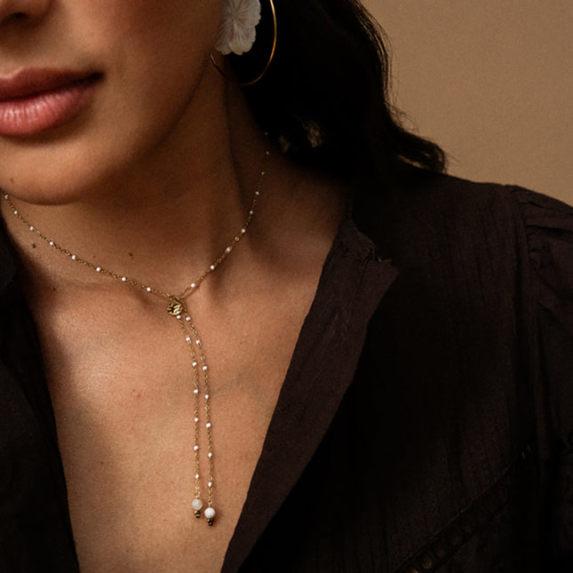 Collier Y Velys - chaîne émaillée, pierres naturelles, pastille ronde texturée