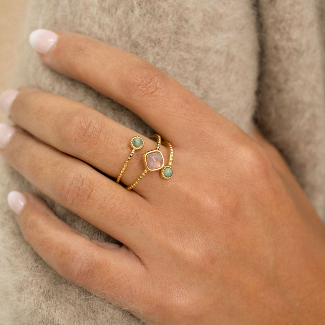 Bague - 3 anneaux et 3 pierres naturelles