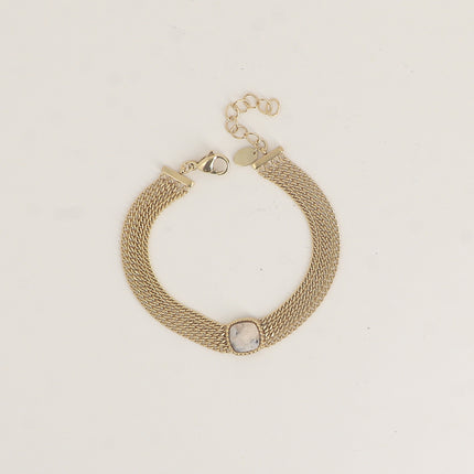 Bracelet - 4 chaînes et une pierre naturelle carrée
