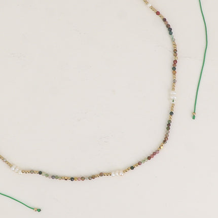 Collier sur cordon - perles en acier inoxydable et pierres naturelles