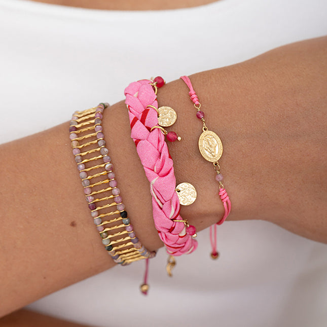Bracelet sur cordon - fermoir coulissant, pendentif la Madone, pierres naturelles