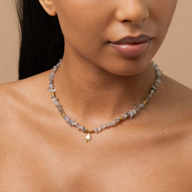 Necklace on wire - natural stones and brushed-effect star