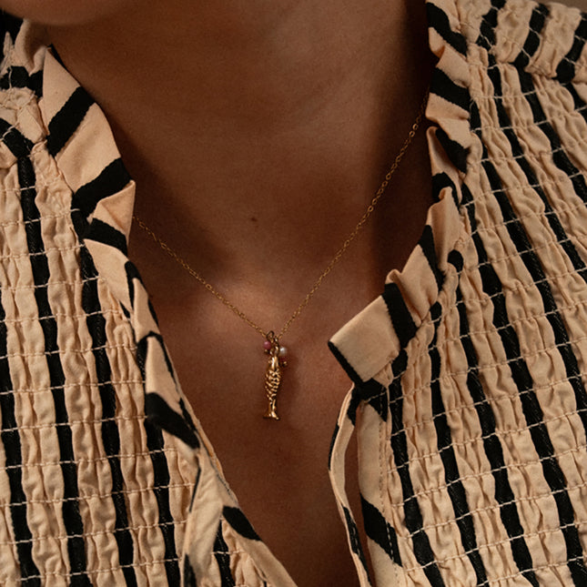 Necklace - fish, small freshwater pearl and natural stone