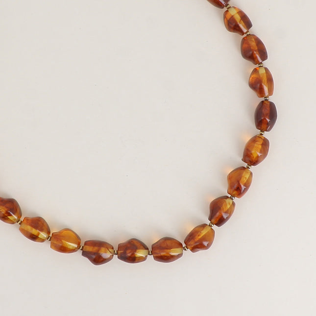 Collier sur câble - perles en résine