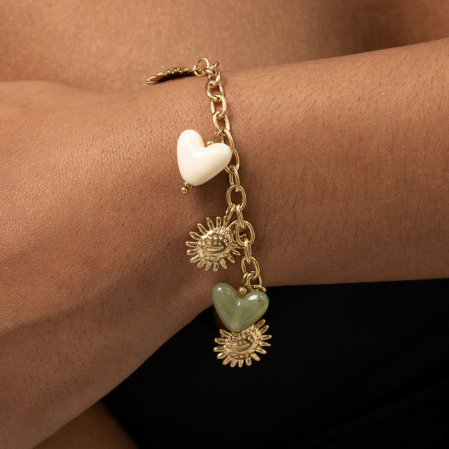 Bracelet - resin heart beads and textured flowers