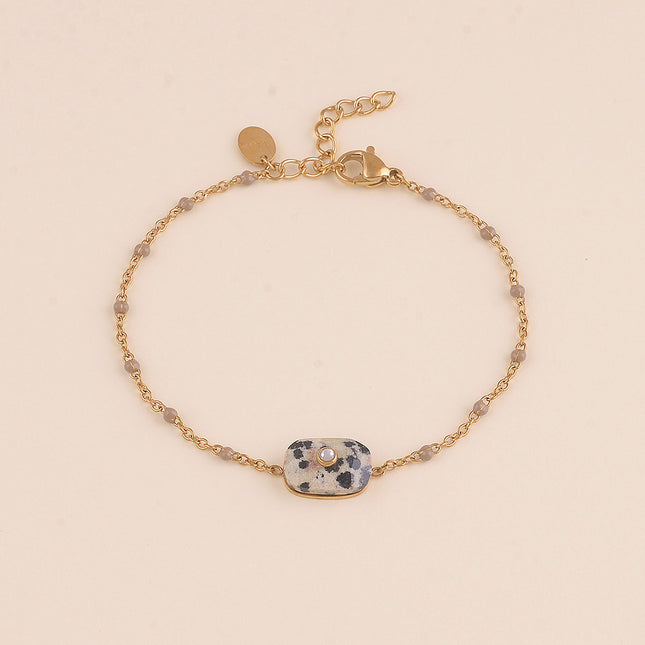 Bracelet - chaîne émaillée, pierre naturelle rectangulaire et oxyde de zirconium