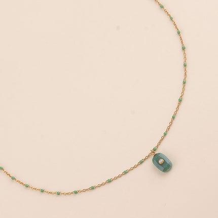 Collier - chaîne émaillée, pierre naturelle rectangulaire et oxyde de zirconium