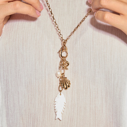 Collier Y - fermoir mousqueton, coquillages, perle d'eau douce et poisson nacré