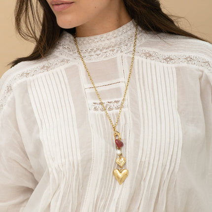 Collier Y - mousqueton avec cristal et coeur, breloques coeurs, perles et résine