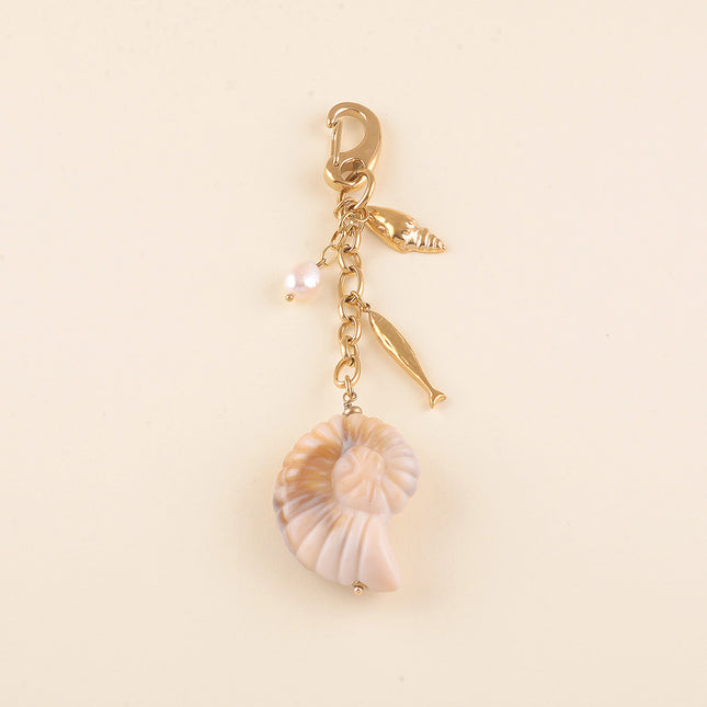 Porte-clé - coquillage en résine, poisson, coquillage et perle d'eau douce