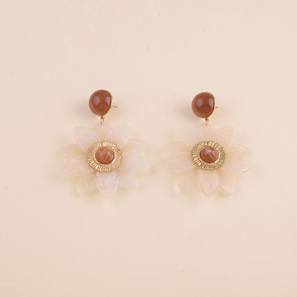 Boucles pendantes - cabochon et fleur en résine
