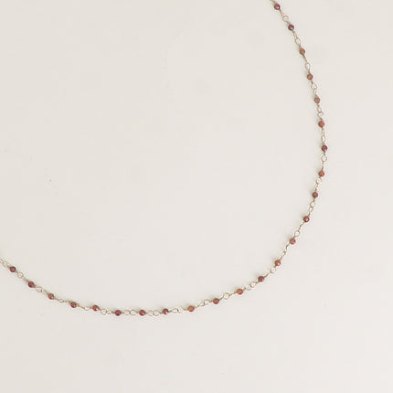 Collier fin - petites pierres naturelles rondes