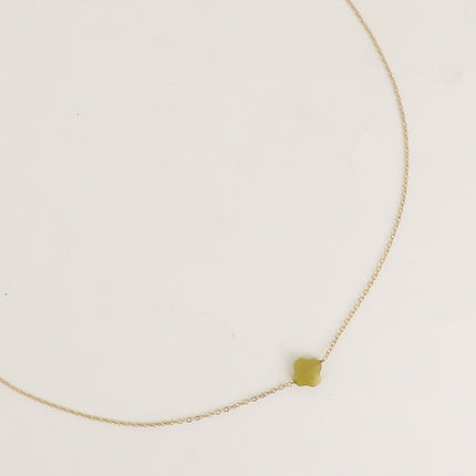 Collier - pendentif trèfle en pierre naturelle