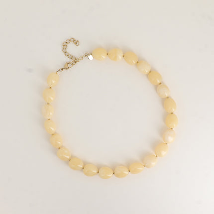 Collier - perles en résine