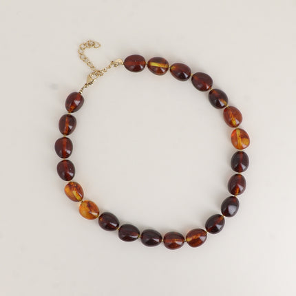 Collier - perles en résine