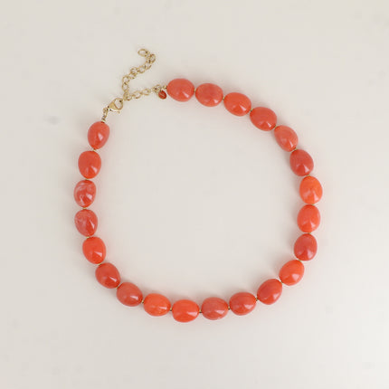Collier - perles en résine