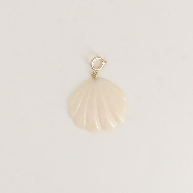 Charm - grand coquillage en résine