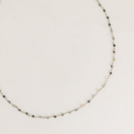 Collier fin - petites pierres naturelles