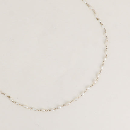 Collier fin - petites perles d'eau douce