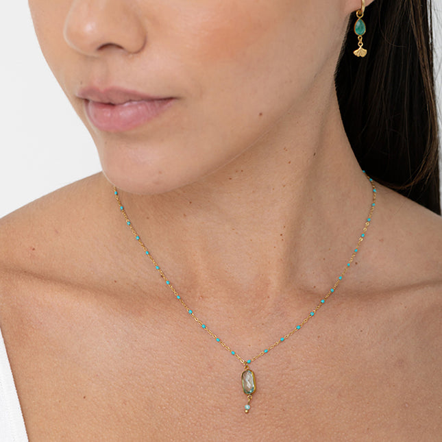 Collier - chaîne émaillée avec cristal rectangulaire