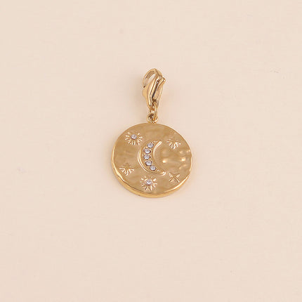 Charm - médaillon rond, lune, étoiles et oxydes de zirconium