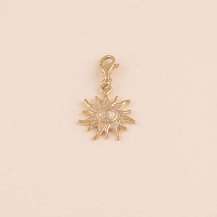 Charm - soleil aux contours flamboyants