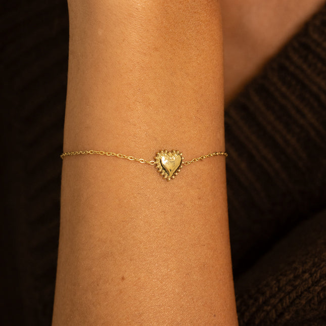 Bracelet - coeur aux contours milgrain