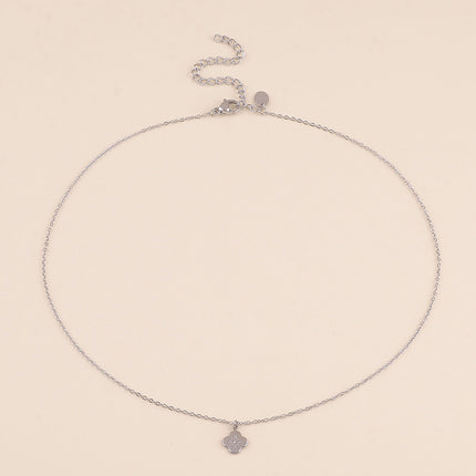 Collier - trèfle, étoile gravée et cristal
