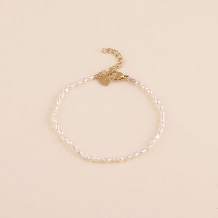 Bracelet sur fil - petites perles d'eau douce