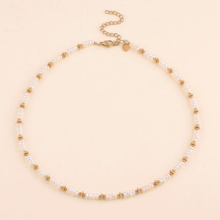 Collier sur câble - perles d'eau douce