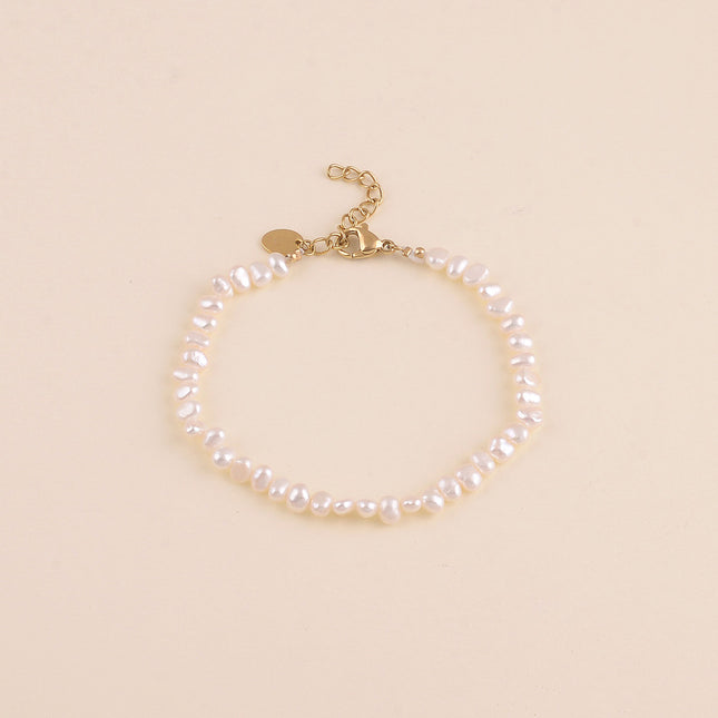 Bracelet sur fil - perles d'eau douce