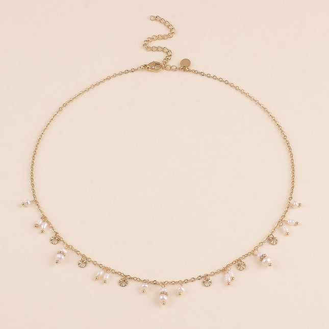 Collier - pampilles rondes finition martelée en étoile et perles d'eau douce