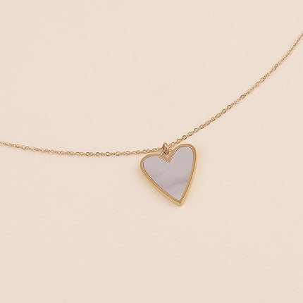 Collier - coeur en nacre