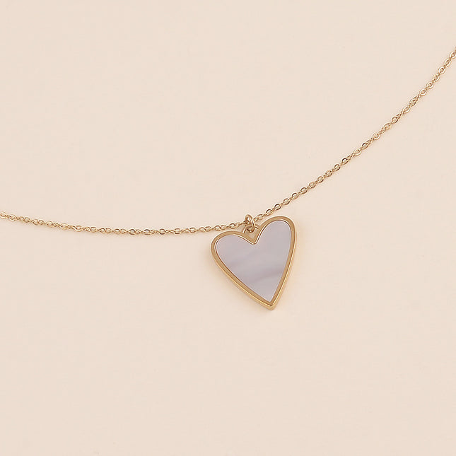 Collier - coeur en nacre