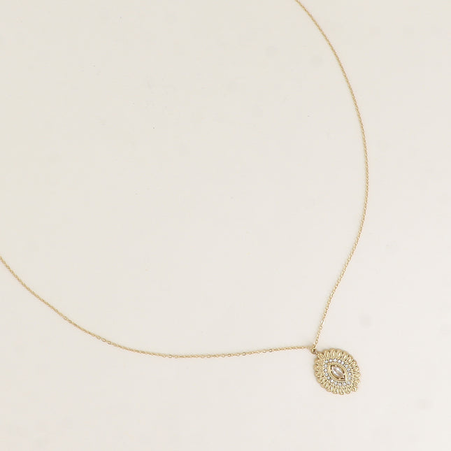 Collier - pendentif ovale ajouré avec cristaux
