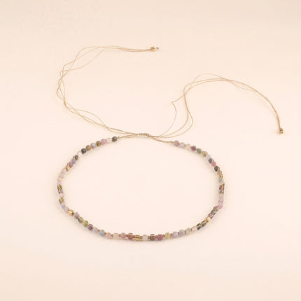 Collier - sur cordon avec pierres naturelles cubiques, fermoir coulissant