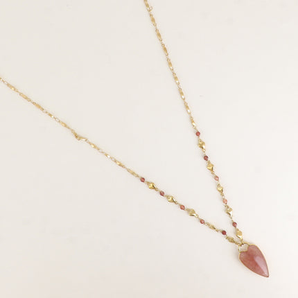 Sautoir - maille aux anneaux coeurs, pierres naturelles et coeur en pierre naturelle