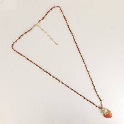 Sautoir - pâtes de verre, pierre naturelle navette et pièce style arabesque