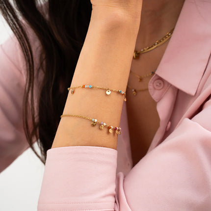 Bracelet Nyxa - pampilles rondes texturées, perles oxydes de zirconium et perles d'eau douce