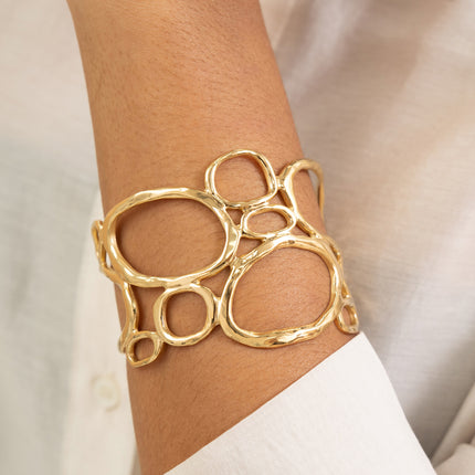 Cuff - openwork bubble shape