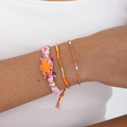 Bracelet with natural stones