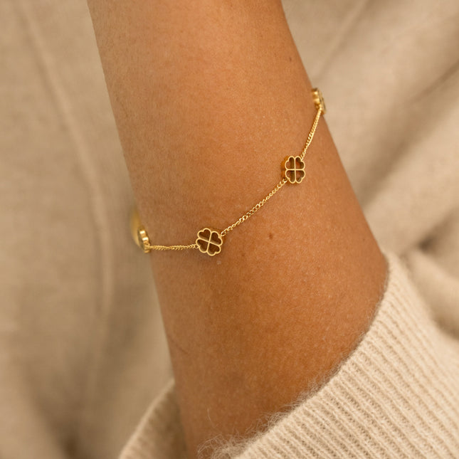 Bracelet - trèfles ajourés