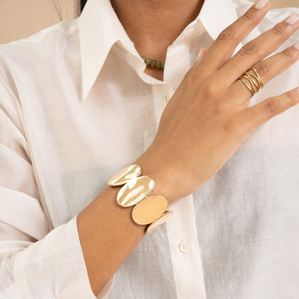 Cufflink - smooth oval shapes