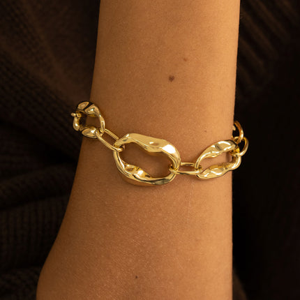 Bracelet - cowrie shell patterns